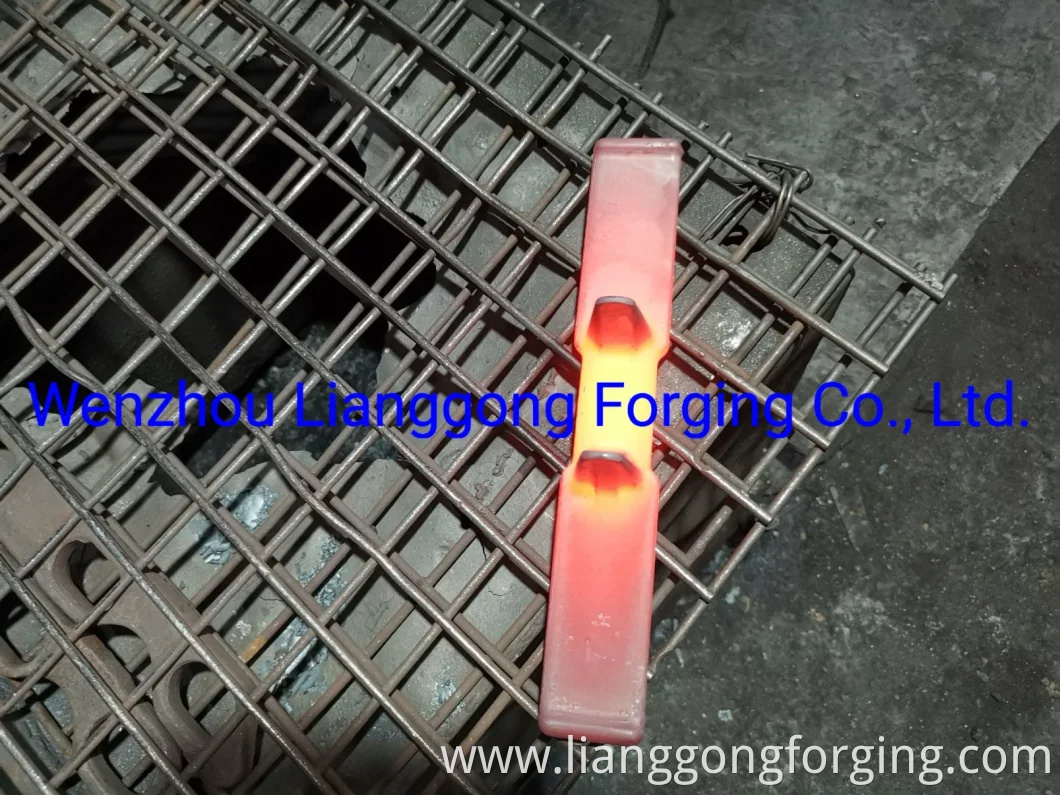 Forged Undercarriage Track Shoe/Pad/Metal Core/Spare Parts Used in Excavator and Bulldozer